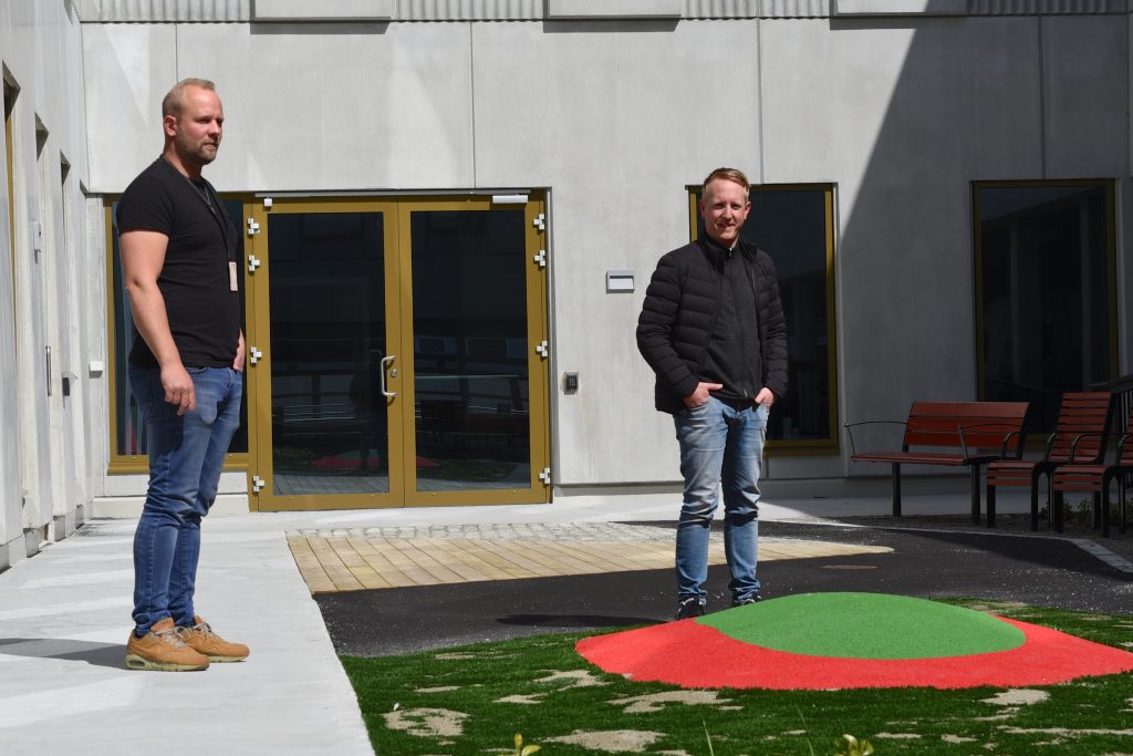 Fra v. Masivs byggeplassleder Sven Gjesdal og prosjektleder Stig Kristensen.